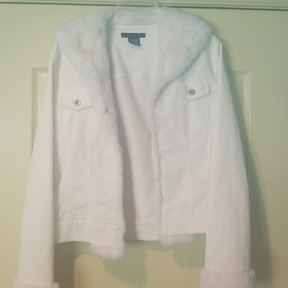 Sheri Bodell white fur trimmed jacket